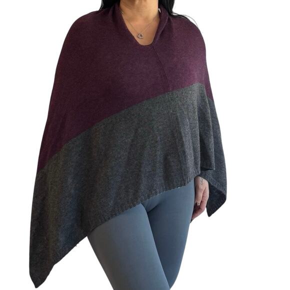 Celeste Wool Cashmere Colorblock Poncho Wrap Purple Gray Asymmetrical One Size - Picture 1 of 5